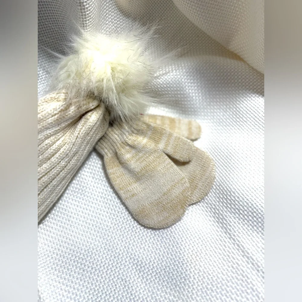 Cream Kids Mittens